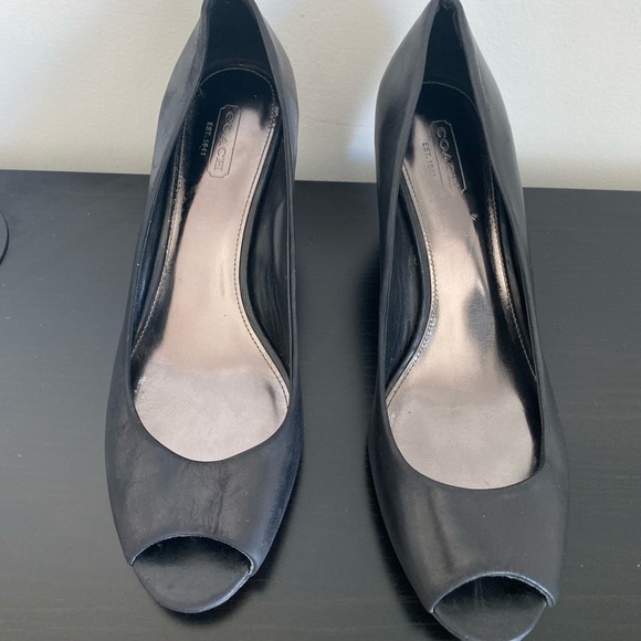 Coach Wedges - Picture 2 of 8